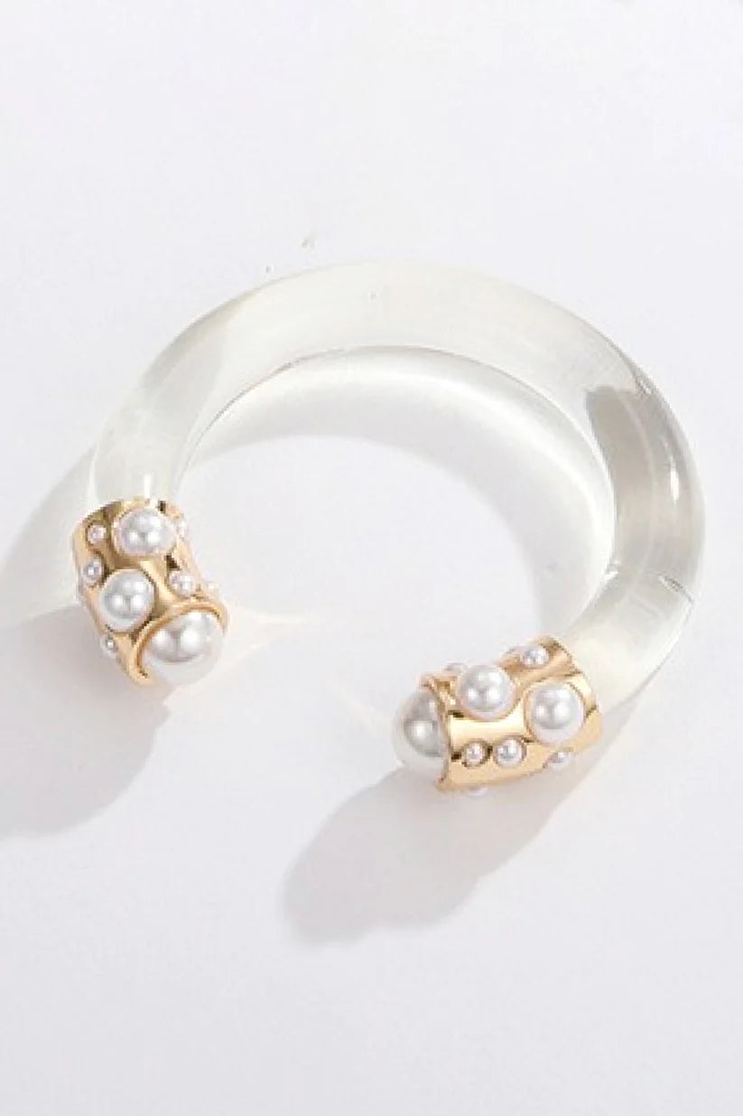 Trending Now- Beautiful Pearl bracelet
